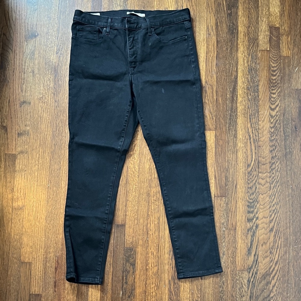 Levi's 311 Shaping Skinny Black Jeans, Women's